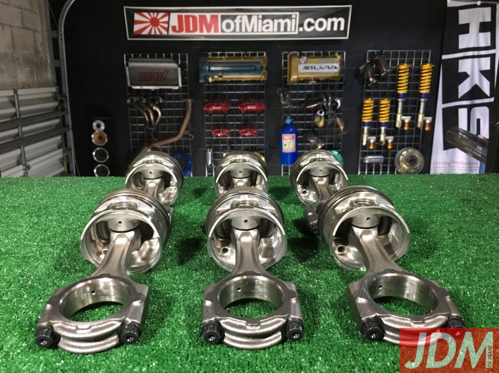 * CONNECTING RODS + PISTONS JDM of Miami
