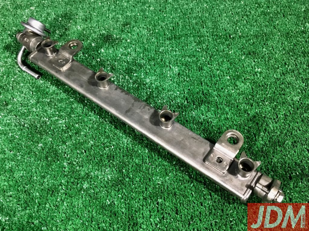 FUEL DELIVERY PIPE + REGULATOR, EVO 79 JDM of Miami