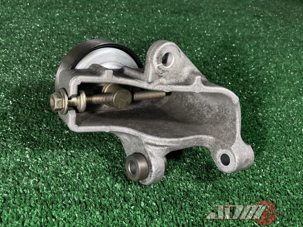 IDLER PULLEY + BRACKET JDM of Miami