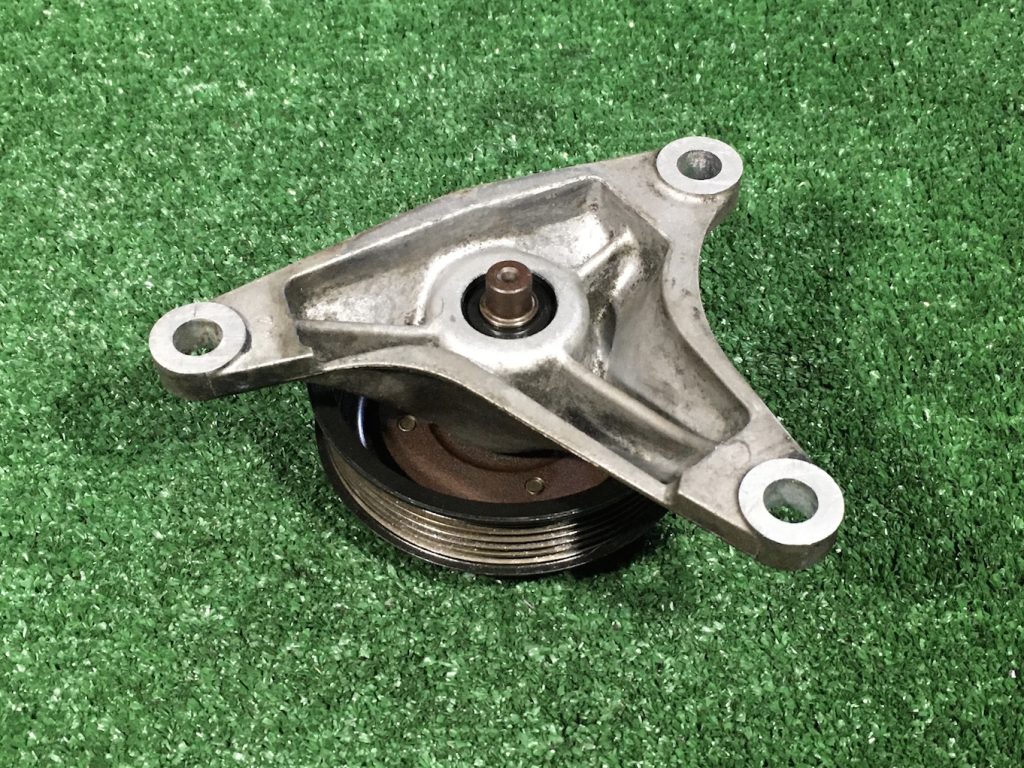 FAN CLUTCH PULLEY + BRACKET JDM of Miami