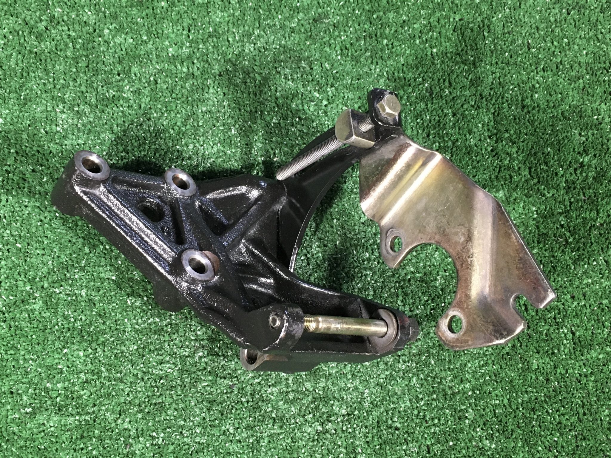 POWER STEERING BRACKET ASSEMBLY JDM of Miami