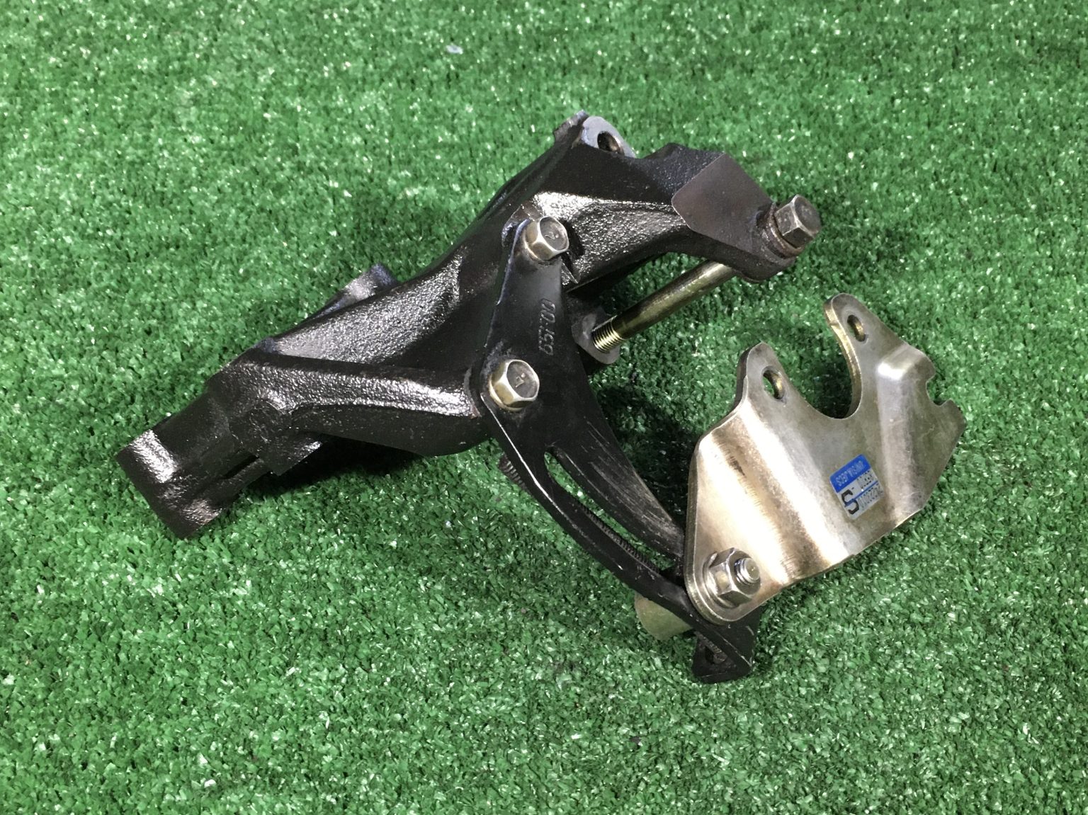 POWER STEERING BRACKET ASSEMBLY JDM of Miami