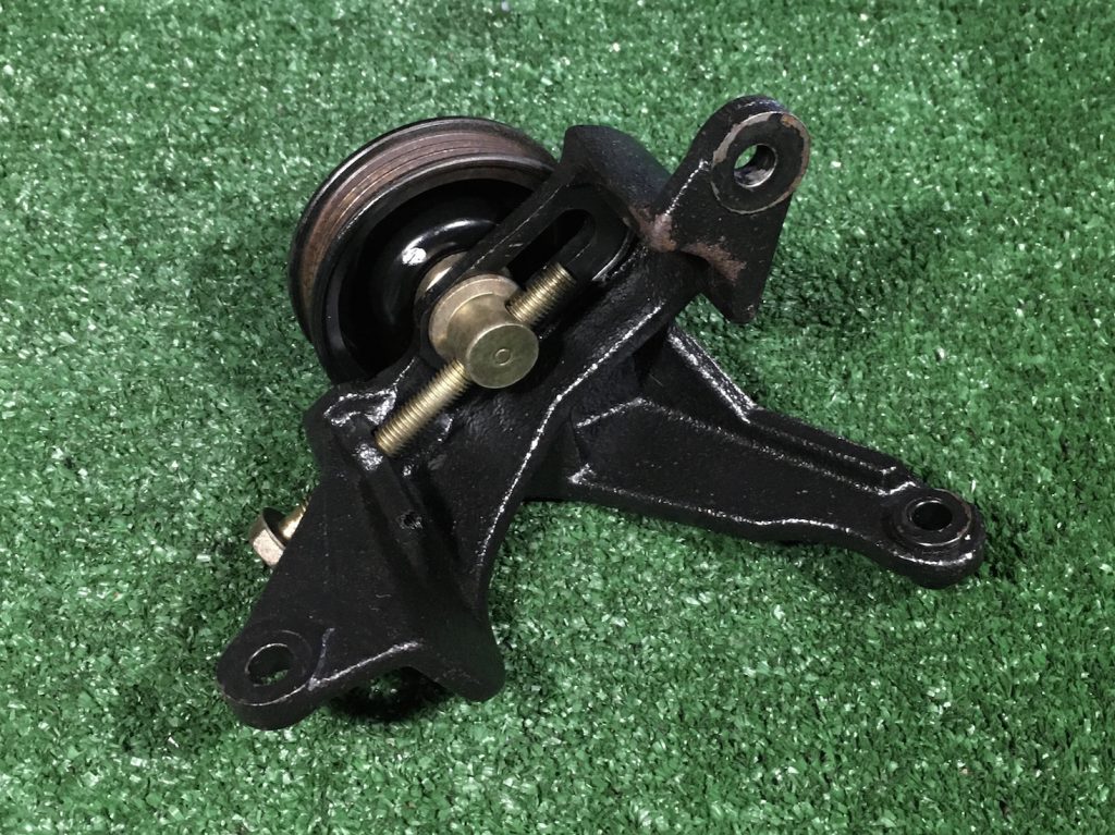 COMPRESSOR IDLER PULLEY + BRACKET JDM of Miami