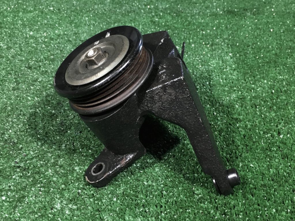 COMPRESSOR IDLER PULLEY + BRACKET JDM of Miami